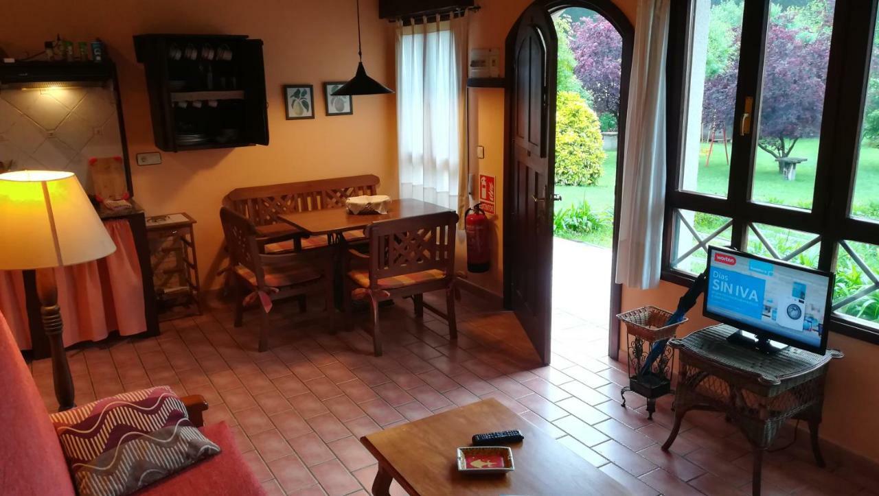 Apartamentos El Cueto Oviñana Extérieur photo